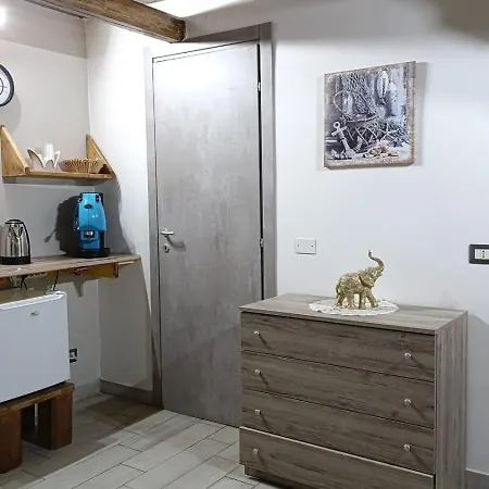 Porta Garibaldi 1 * Catania