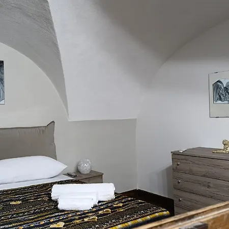 Vendégház Porta Garibaldi 1 *